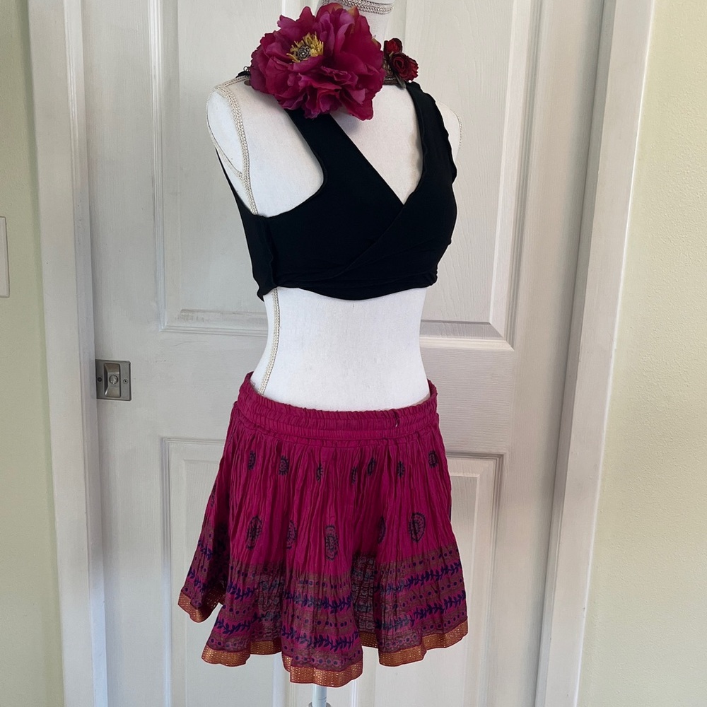 Women’s Magenta Printed Tiered Mini Skirt and Black Wrap Top